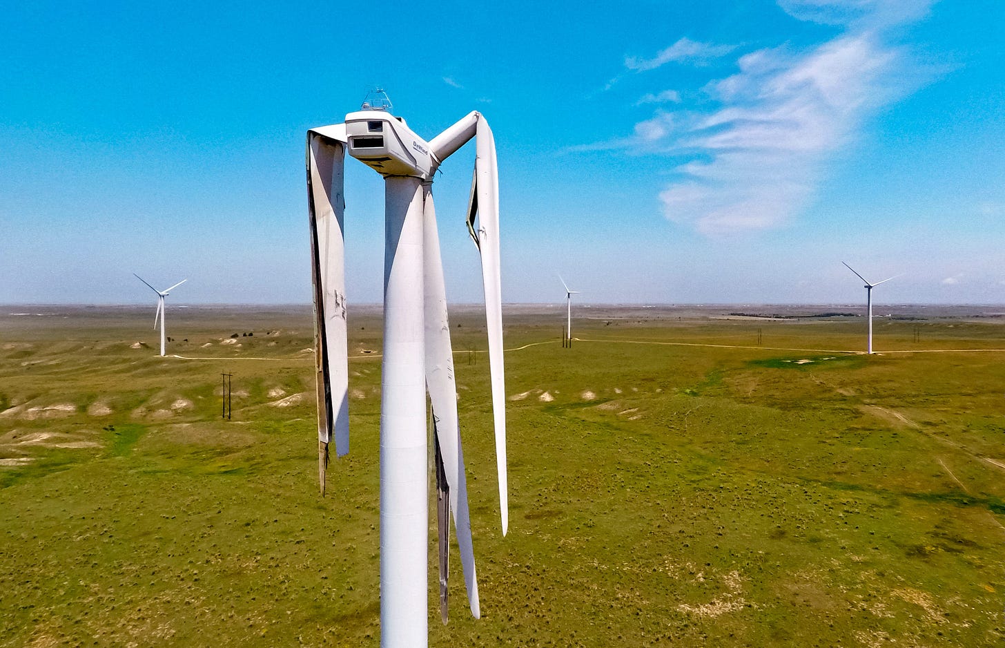 Dilapidated Panhandle wind farm poses safety threats, regulators say