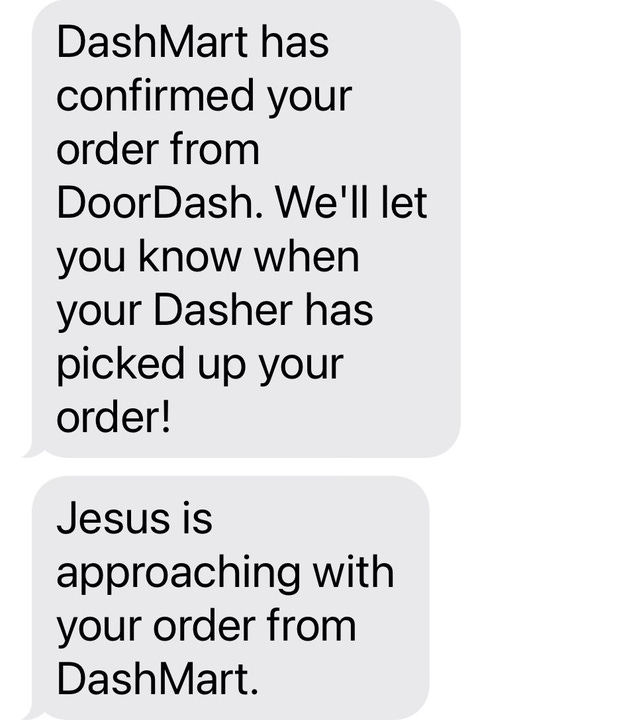 DoorDash message from DashMart talking about how Dasher Jesus is approaching with Shawn's order.