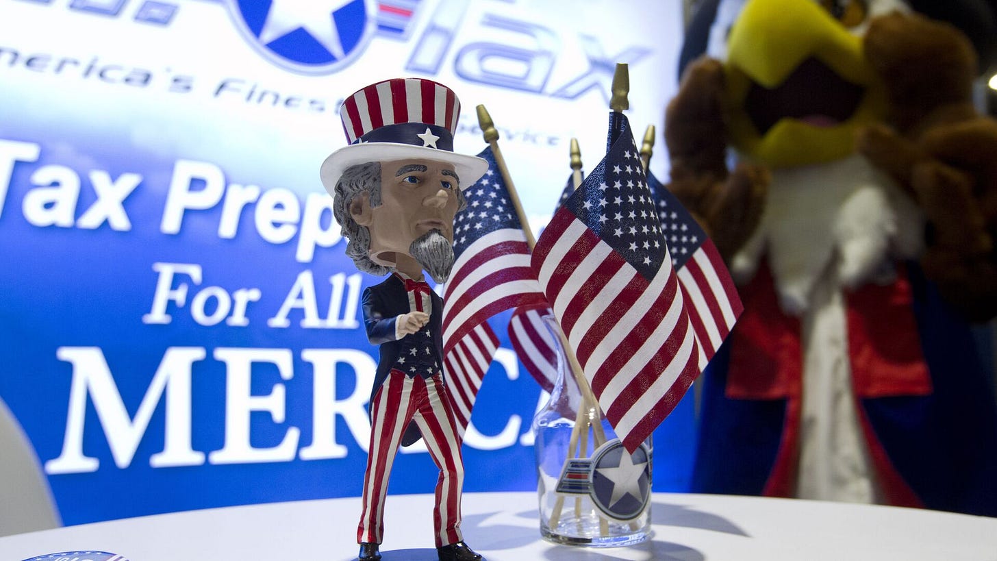 An Uncle Sam bubblehead decorates a booth during the Conservative Political Action Conference, CPAC 2019, in Oxon Hill, Md., Friday, March 1, 2019. - Sputnik International, 1920, 31.01.2025