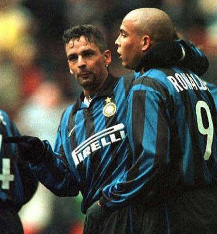 90s Football on X: "Roberto Baggio and Ronaldo. https://t.co/oIM8tfBqdf" / X