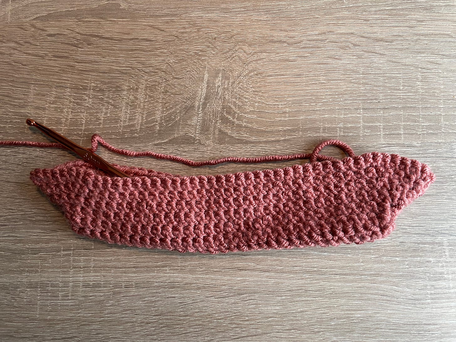 Photo of the crocheted base of the Dune bag
