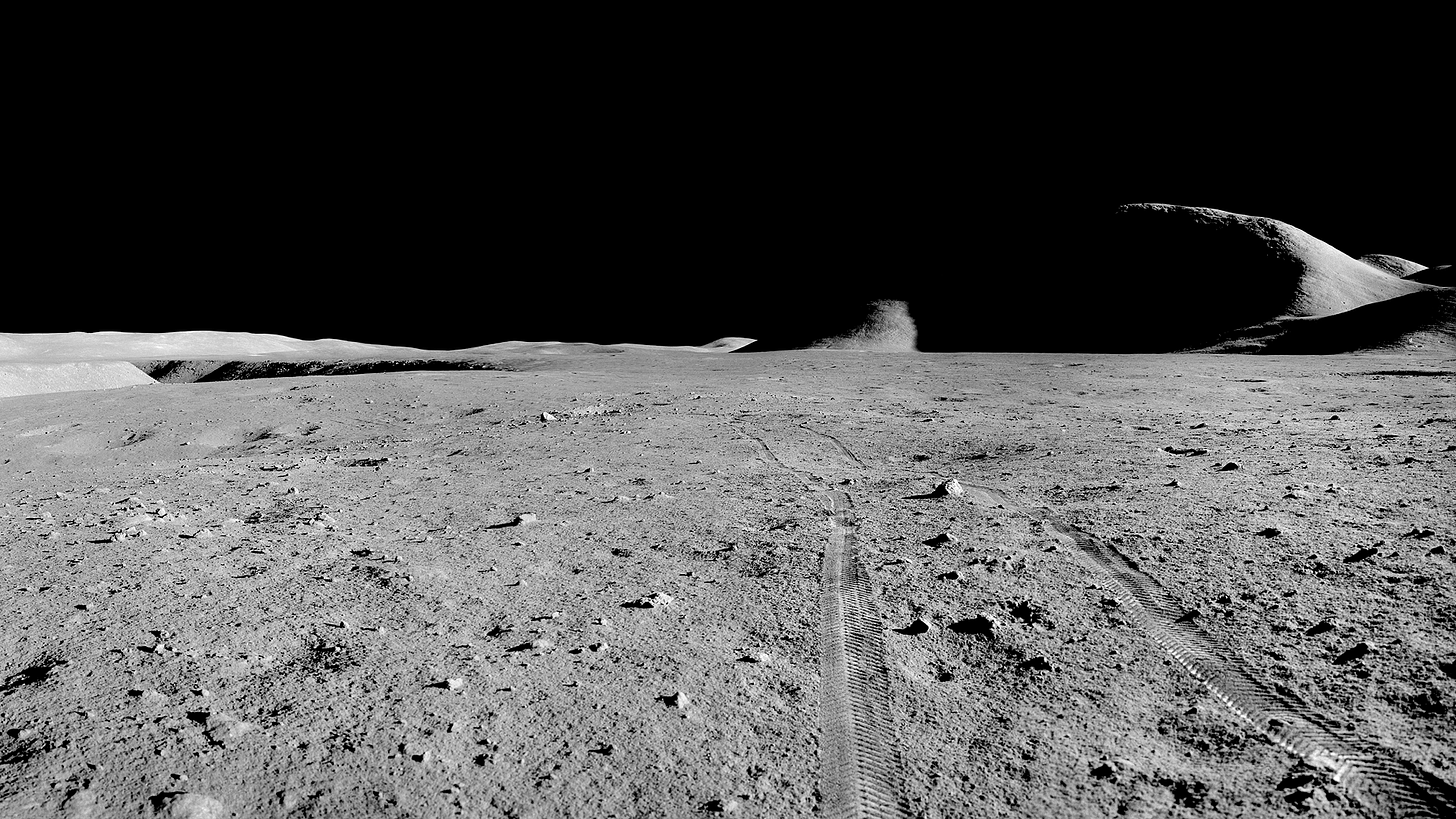 Paul Byrne on Twitter: "I bet it's impossible to really appreciate how  alien the surface of the Moon is until you stand there. Sure, there are  rocks, and dust. But no water.