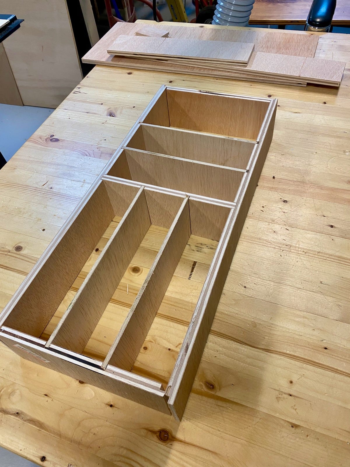 Dry fit with dividers