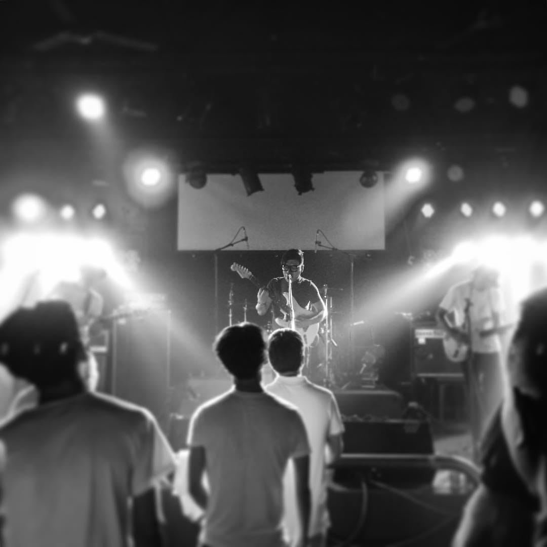 A公馆 (Residence A) playing at the old location of Mao Live House on Gulou Dongdajie in Beijing.
