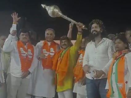 चंडीगढ़ में भाजपा के प्रचार के लिए आज  दिल्ली के सांसद  मनोज तिवारी ने जनसभा की। - Dainik Bhaskar