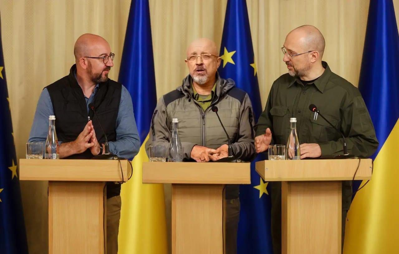 Illia Ponomarenko 🇺🇦 on X: "I mean… we do have three guys that look  literally the same: Charles Michel of the EU, Oleksiy Reznikov (Ukraine's  defense minister), and Denys Shmygal (Ukraine's PM)