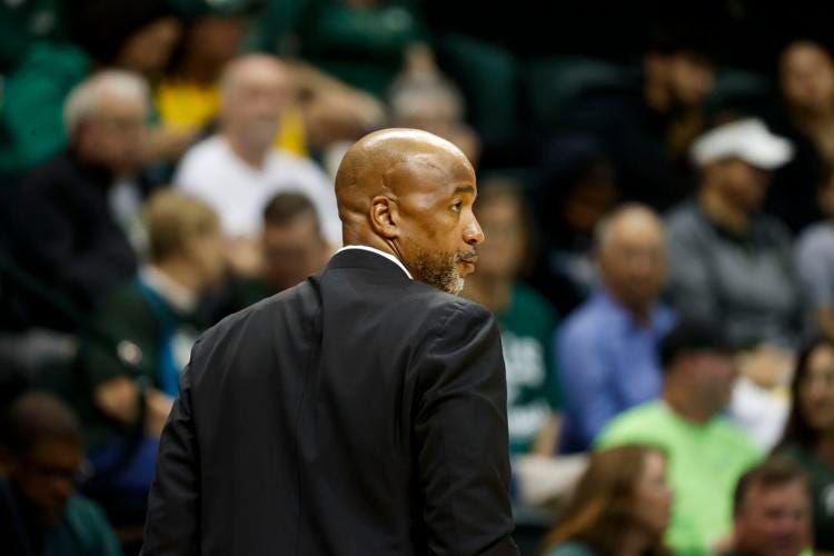 Cobb Native, Former KSU Coach Abdur-Rahim Given Extension at USF | Sports |  mdjonline.com