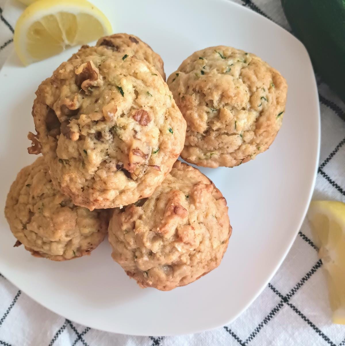 easy vegan zucchini muffins