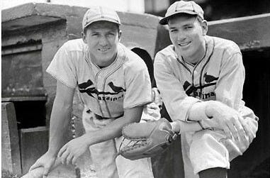 Dizzy Dean Ducky Medwick Photo 8X10 - 1937 Cardinals | eBay