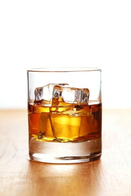 90,000+ Whisky Glass Pictures