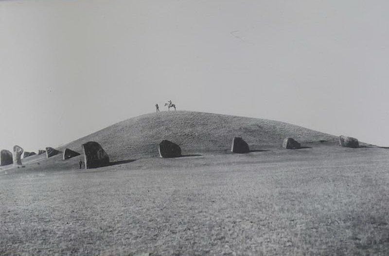 r/IndoEuropean - The Salbyk Kurgan in Khakassia, Russia. This mound was erected by the Tagar culture which inhabited the region from the 8th until the 2nd century BC.