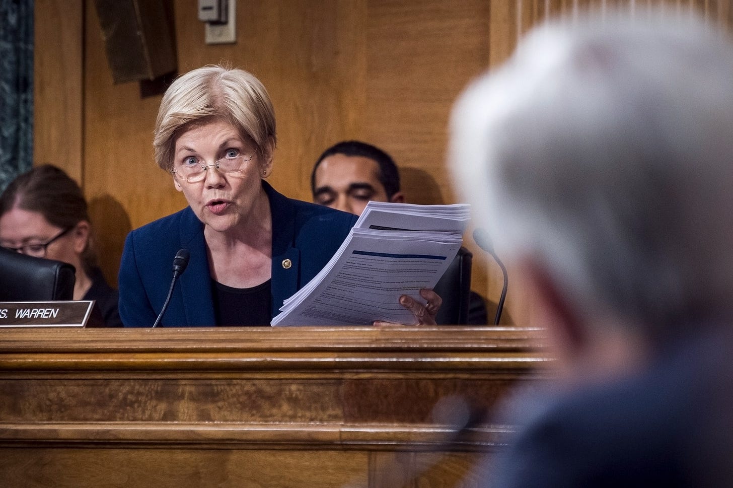Elizabeth Warren and the Wells Fargo Scandal | The New Yorker