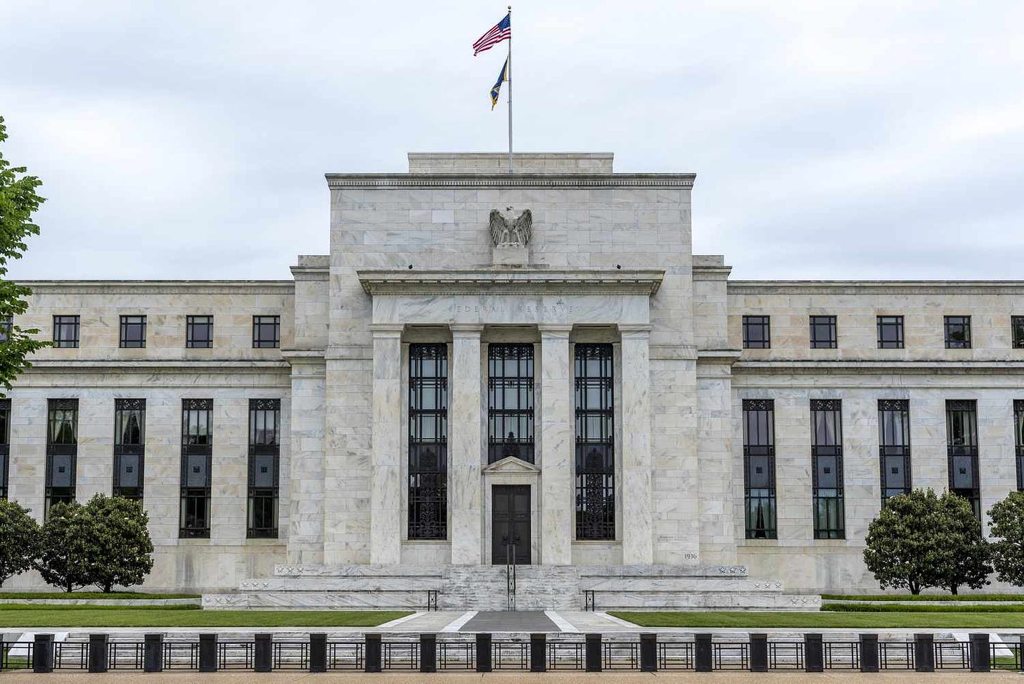 Federal Reserve System (FRS): Functions and History