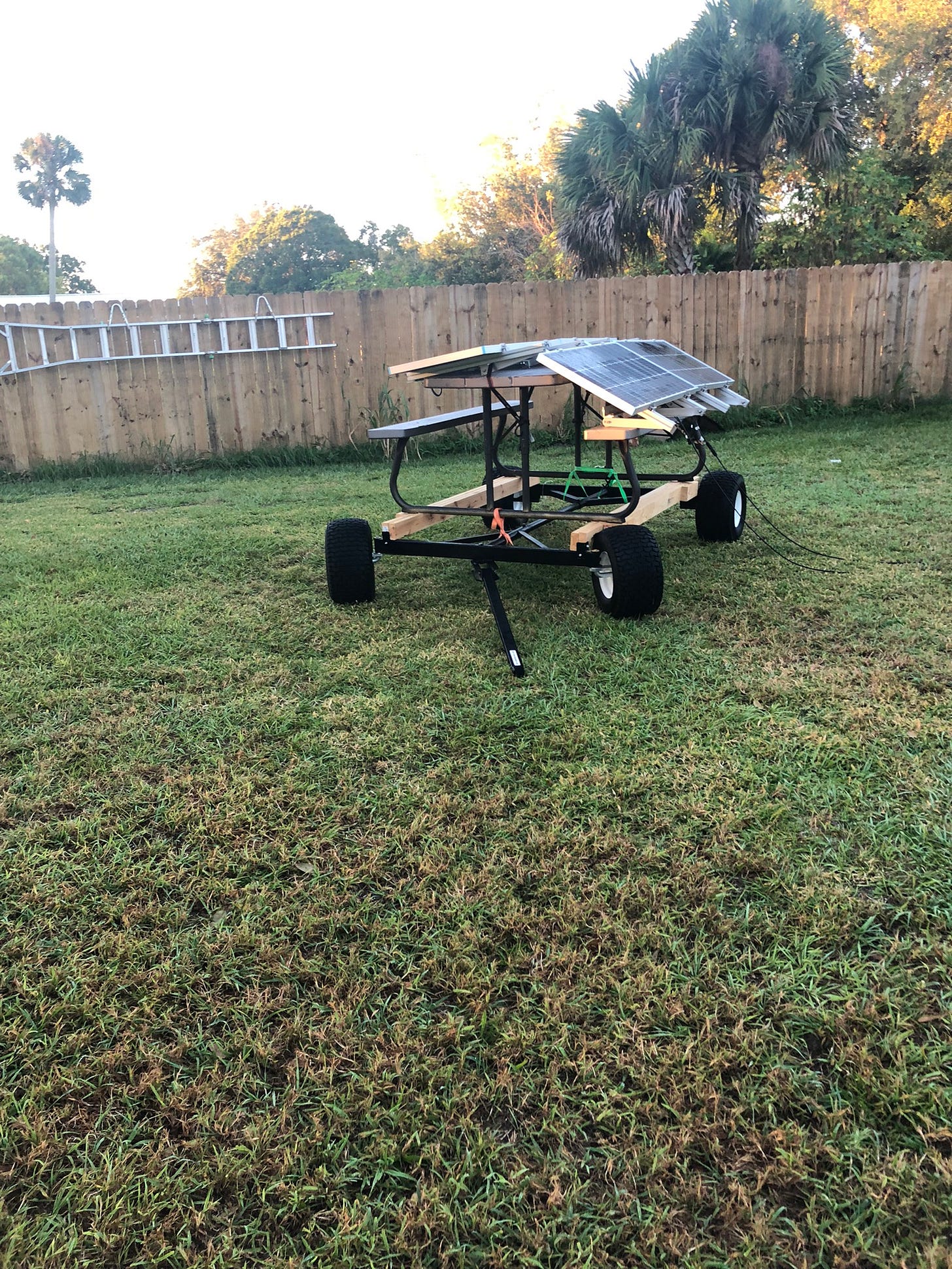 Marlen's clever solar panel rig