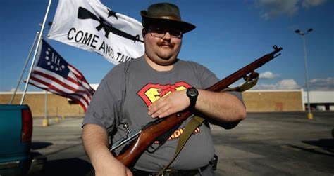 29 Crazy Gun Nut Photos That Prove America Is Screwed