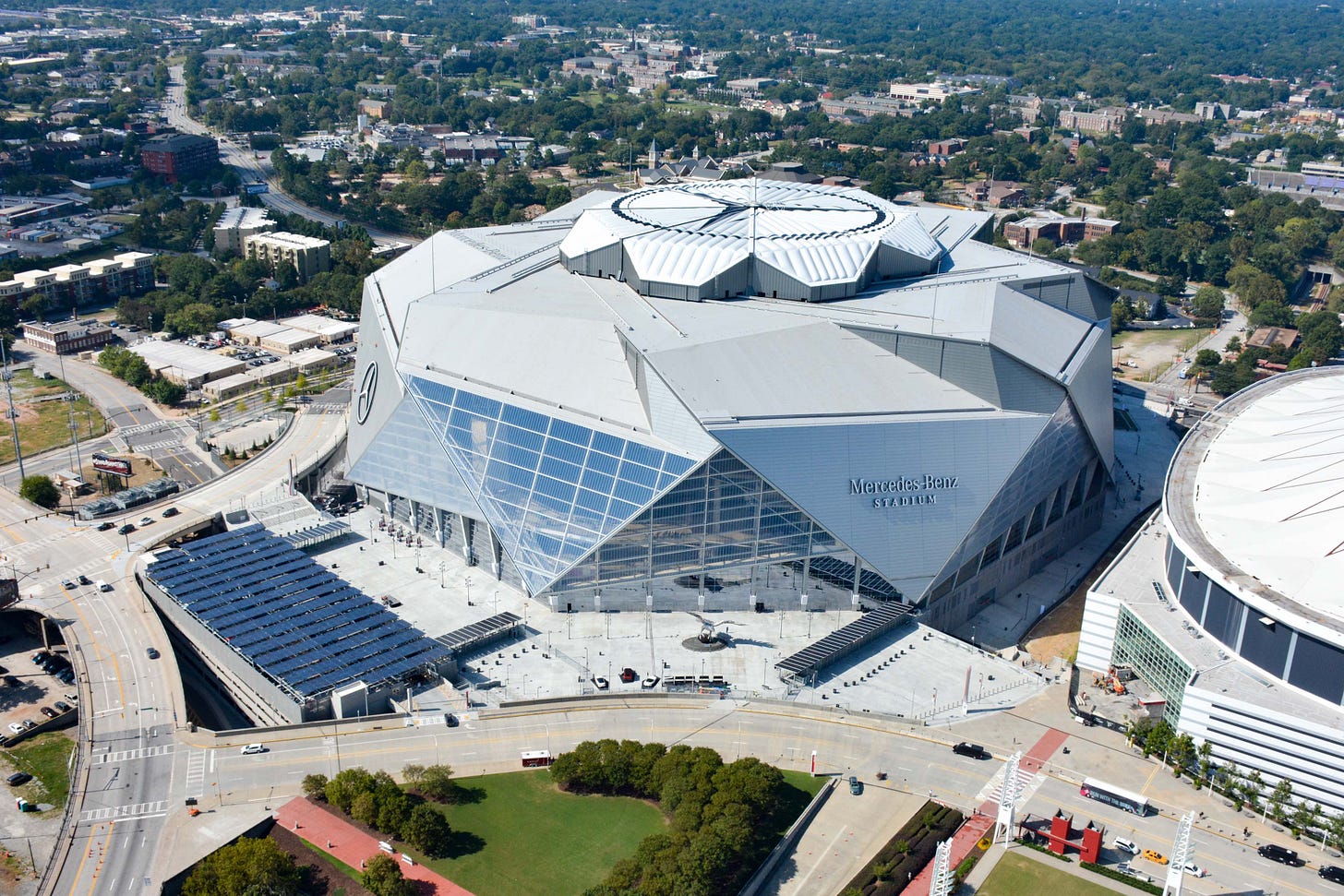 4,000+ Georgia Power Solar Panels in Place at Mercedes-Benz Stadium |  Mercedes-Benz Stadium News