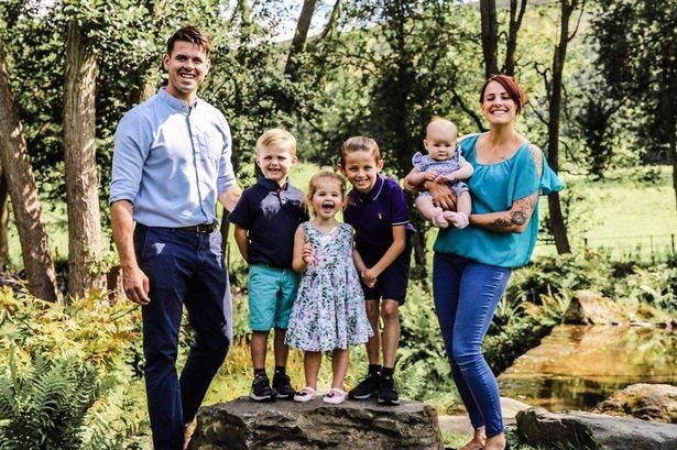 Vicky Jones with husband Matt and their children Charlie, Ali, Arayah, and Evrah