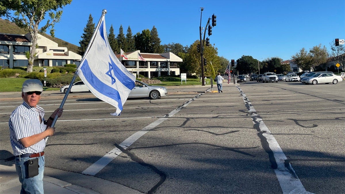 Elderly Jewish man dies after confrontation with pro-Palestinian protester  at California rally | Fox News
