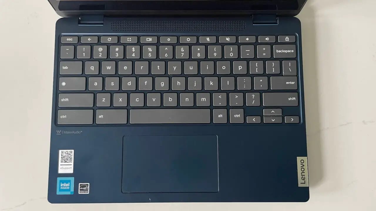 Lenovo Flex 3 Chromebook keyboard and trackpad