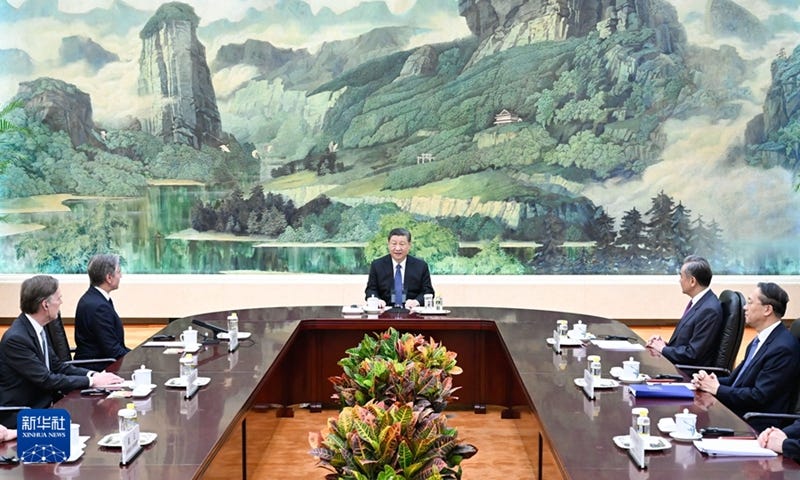 Chinese President Xi Jinping meets with U.S. Secretary of State Antony Blinken at the Great Hall of the People in Beijing, capital of China, April 26, 2024. (Xinhua/Shen Hong)