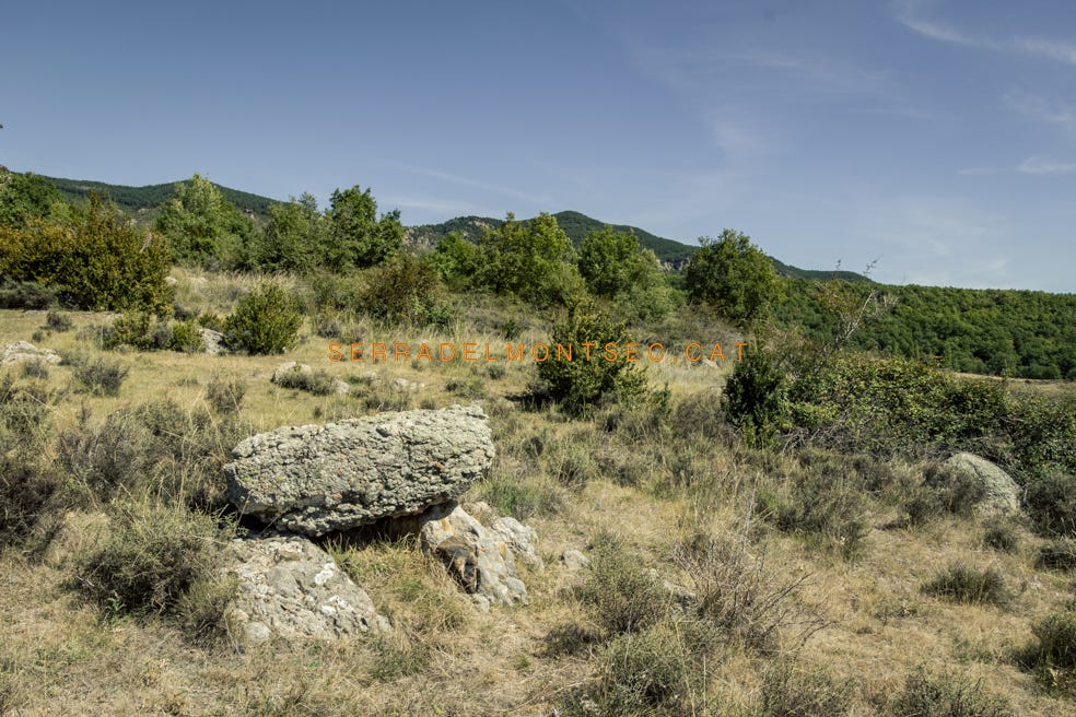 Dolmen de Soperuny I. Soperuny, Cornudella de Valira, Areny de Noguera. La Terreta, Ribagorça d'Osca. Aragó.