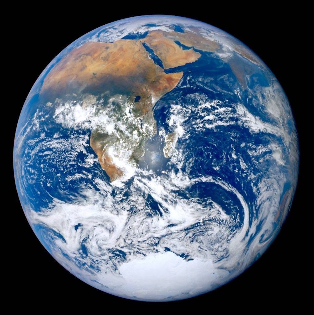 Blue Marble rivisita il clima dello spazio profondo della NASA... - Esplorando lo spazio ...