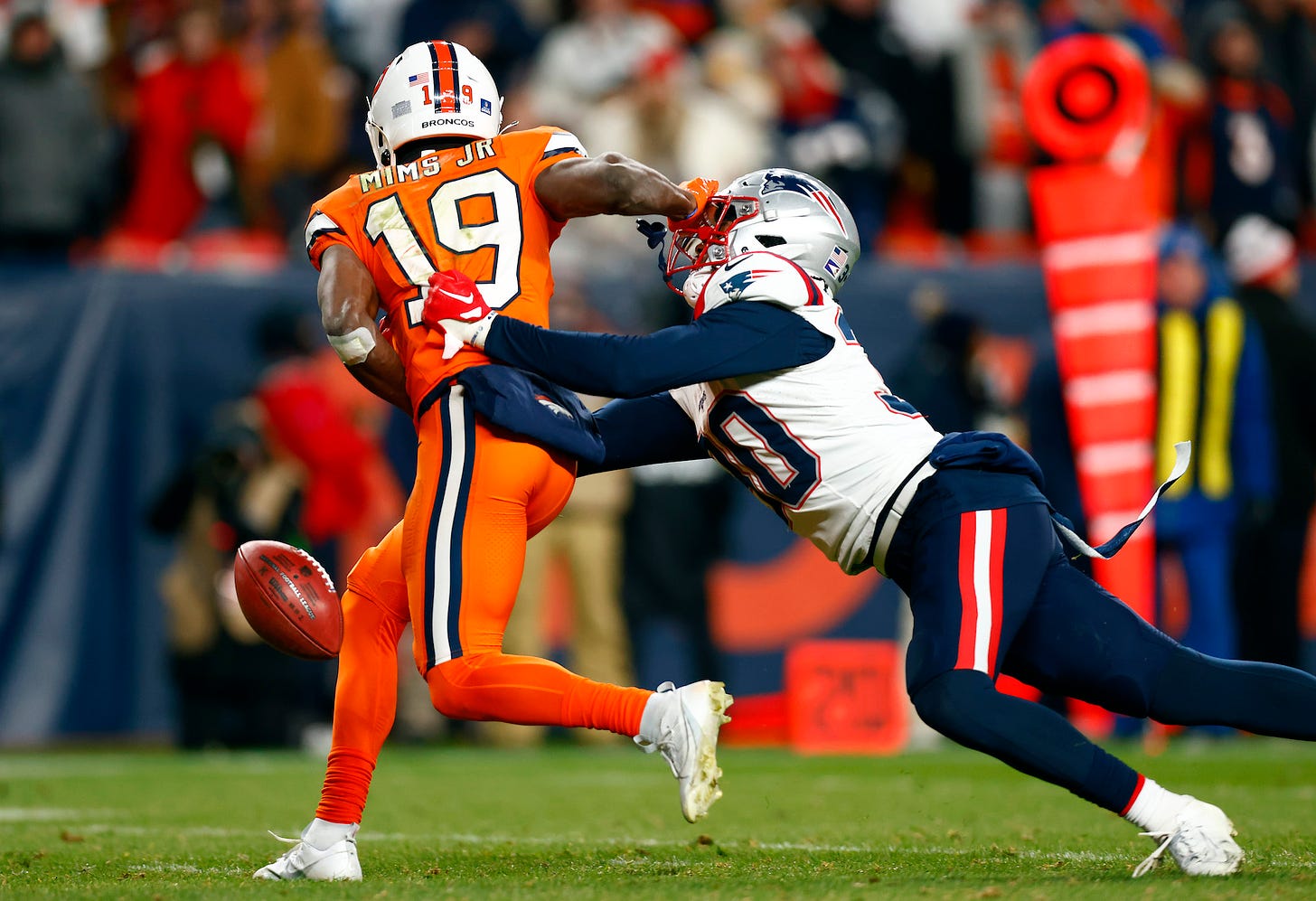 New England Patriots Recover Broncos' Kick-Off Fumble and Score Second  Touchdown in 6 Seconds - BVM Sports