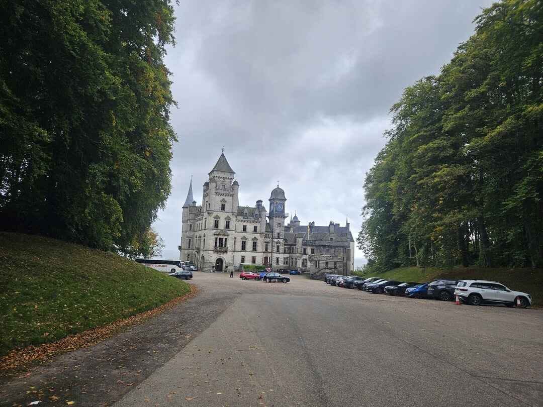 The approach to Dunrobin Castle from the parking lot. 