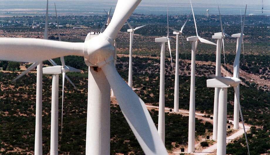 Jeff Bezos christens Amazon's big Texas wind farm - Houston Chronicle