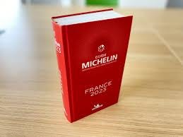 Guide MICHELIN France : le millésime 2023 est disponible en librairie !