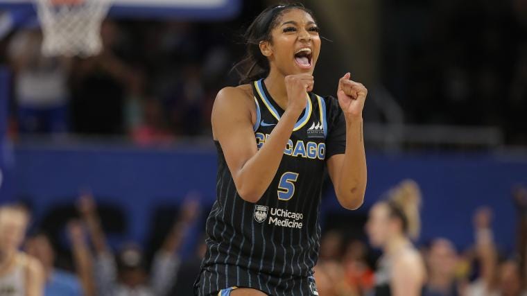 How many points did Angel Reese score today? Sky rookie makes history with  13th straight double-double | Sporting News