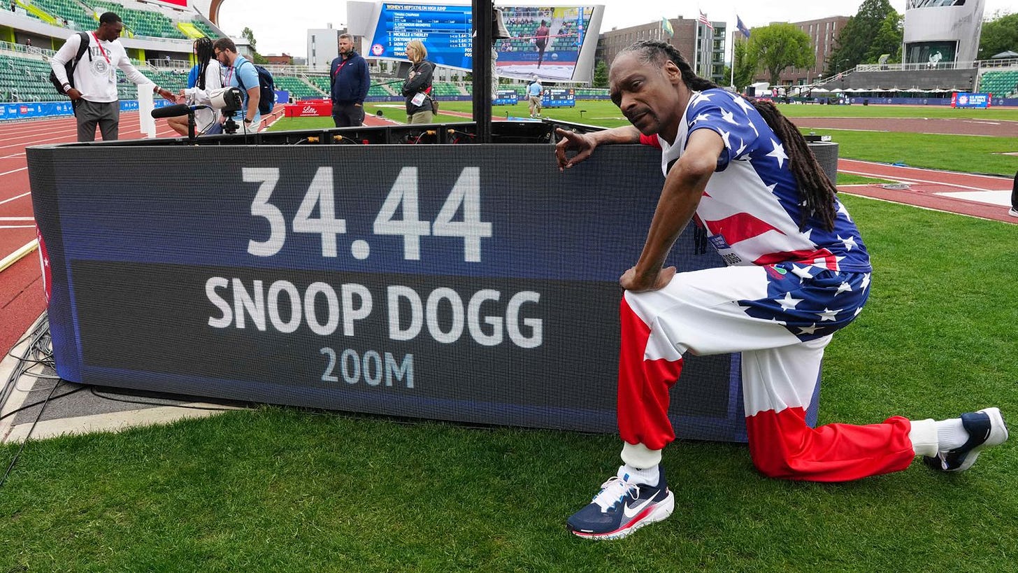 Snoop Dogg delivers mic drop moments at US trials as 52-year-old runs 200m  in 34.44 seconds | CNN