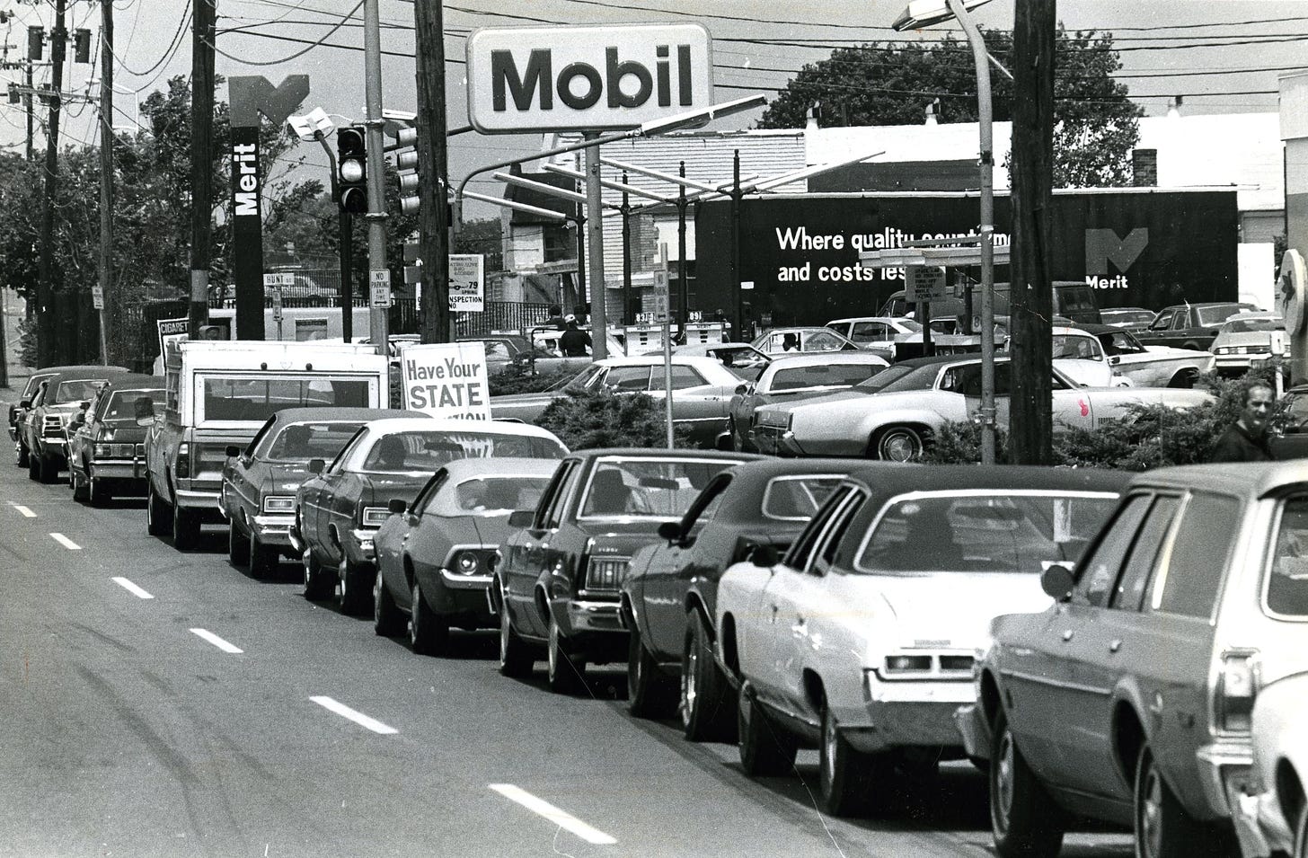 Photos Of What The US Gas Shortages Of The 1970s Looked Like