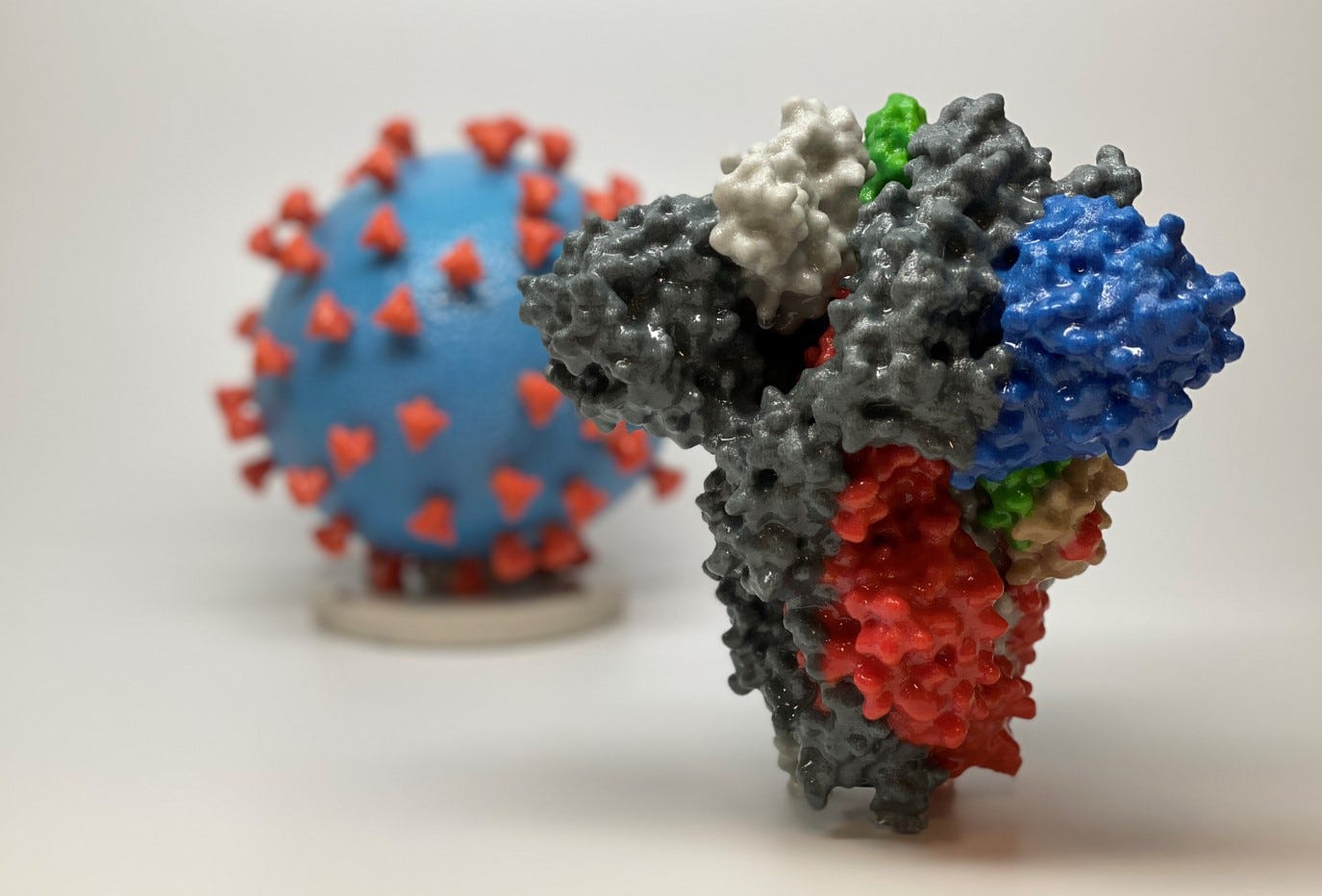 New Coronavirus variant - spikes and mutations - QUB