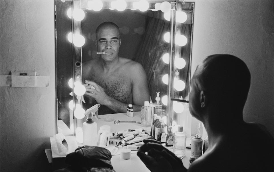 James Earl Jones in 1968, backstage, preparing for his role as boxer Jack Jefferson in The Great White Hope. The role was based on the first black heavyweight champion, Jack Johnson (Photo: Harry Benson/Daily Express/Getty Images).