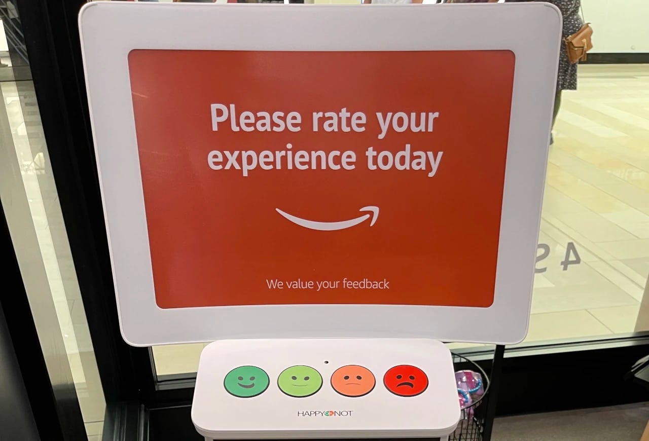 HappyOrNot kiosk at Amazon Store in Mall of America