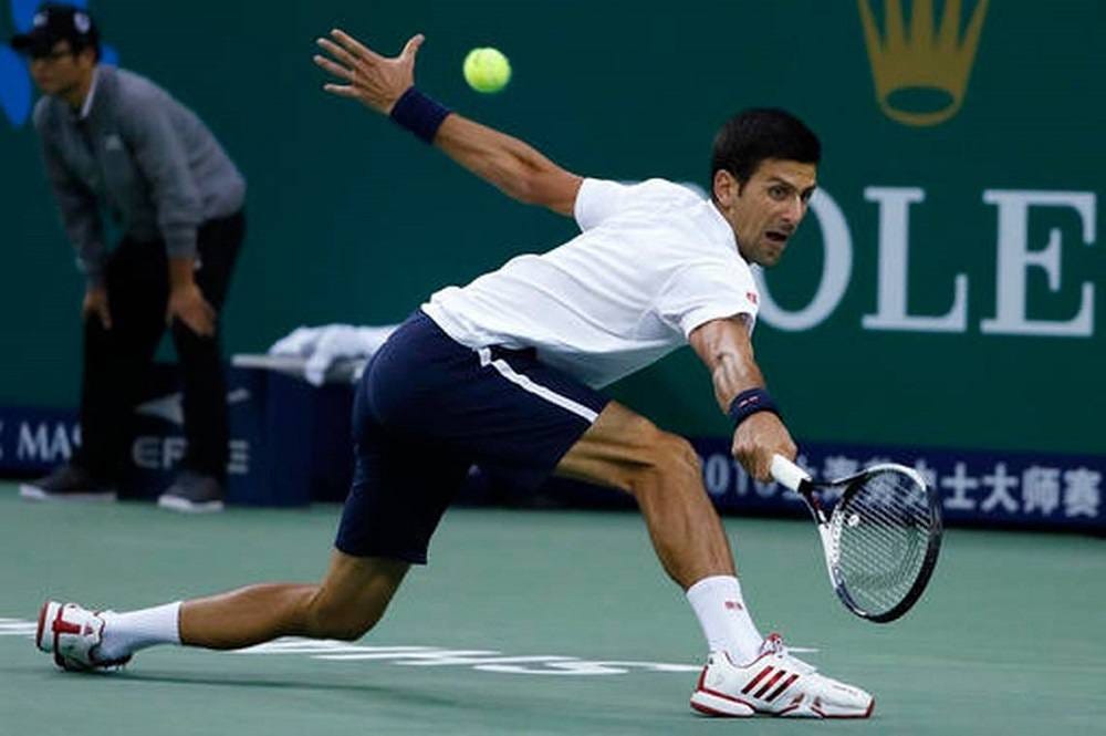 Novak Djokovic Struggles Against Mischa Zverev at Shanghai Masters 2016 images