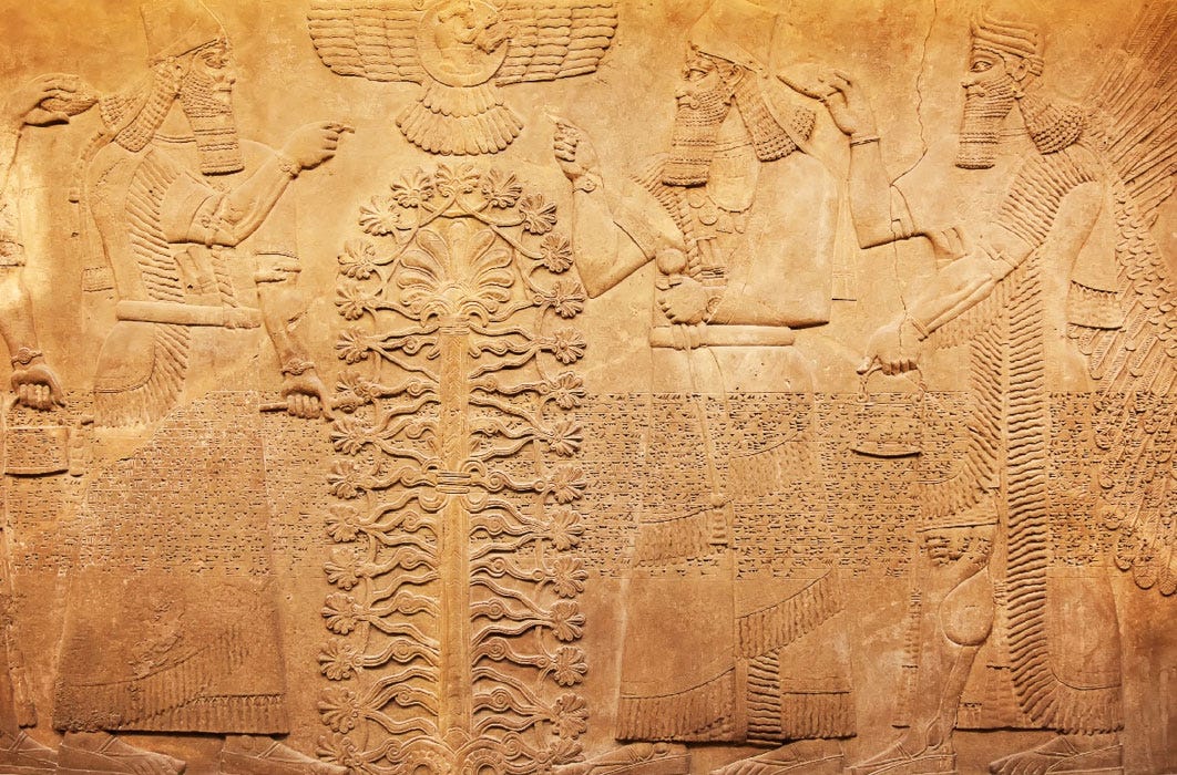 Sumerian Artifact with the Tree of Life. (swisshippo  / Adobe Stock)