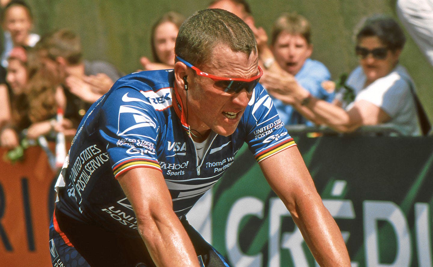 File:Lance Armstrong--2002--w.jpg - Wikimedia Commons