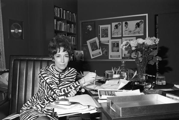 Helen Gurley Brown, Cosmopolitan Editor, Dies at 90 - The New York Times