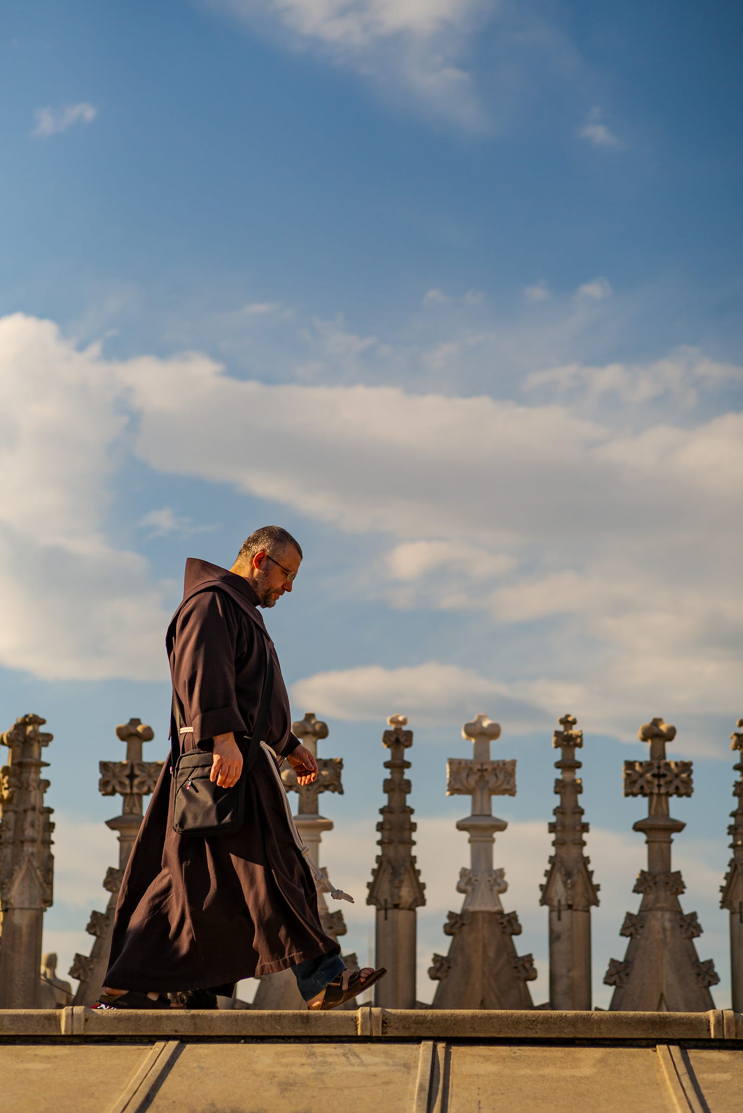 Monk’s habit, cowl and sandals by Hugo Boss — probably. 1/3000, f/4, ISO 200, 50mm