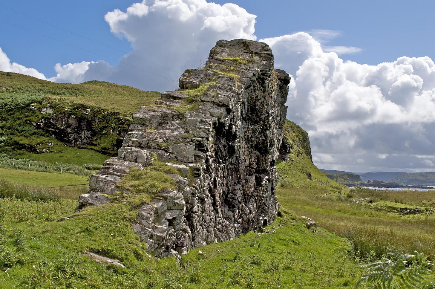 A Mull dyke on the raised beach near Gylen Castle, Kerrera island