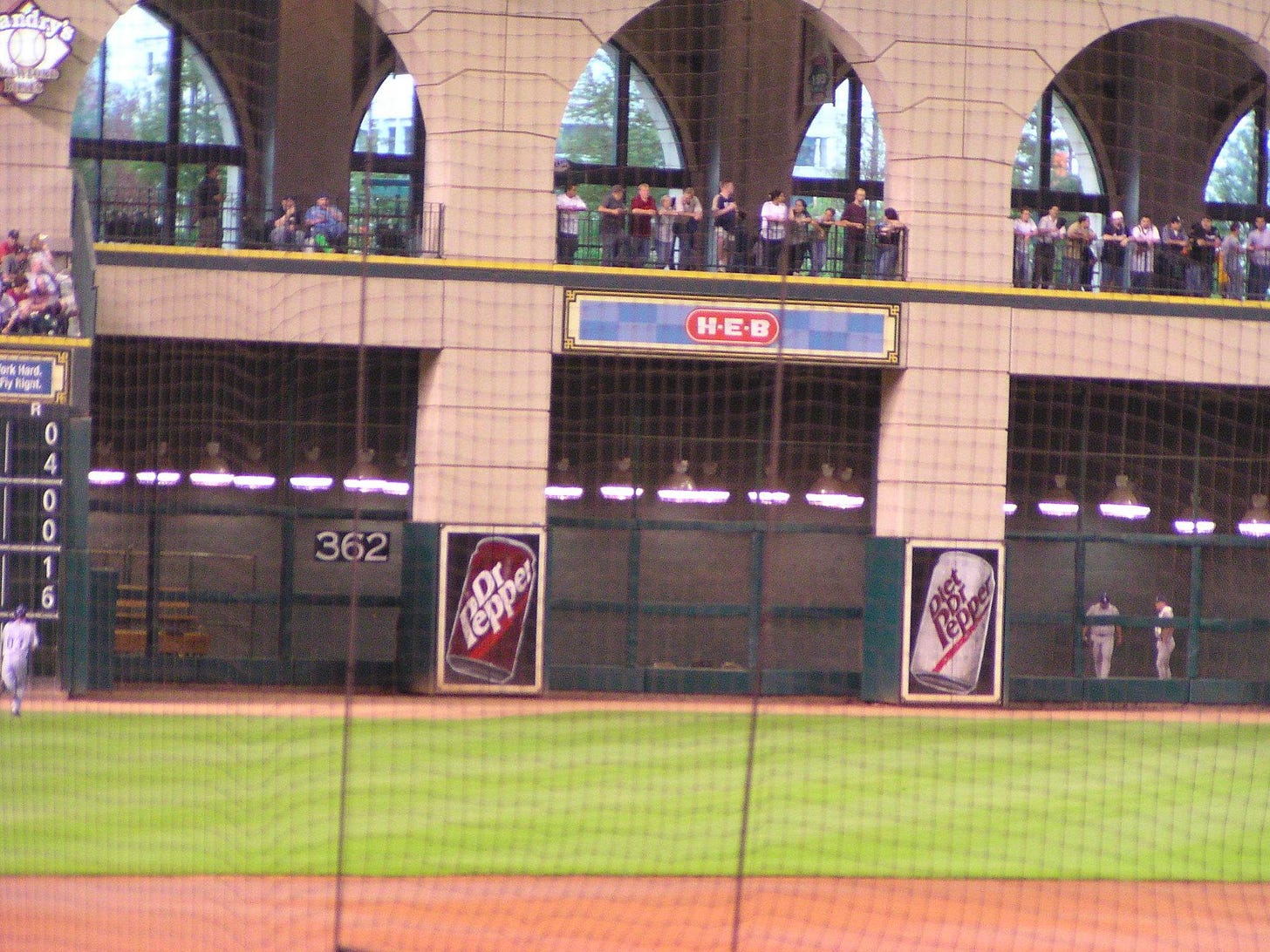 Trevor Rosenthal on X: "MLB Ballpark Bullpen Review #11 Houston Astros  Thank you to the architects and engineers that designed the roof for this  stadium. It is nice to find relief from