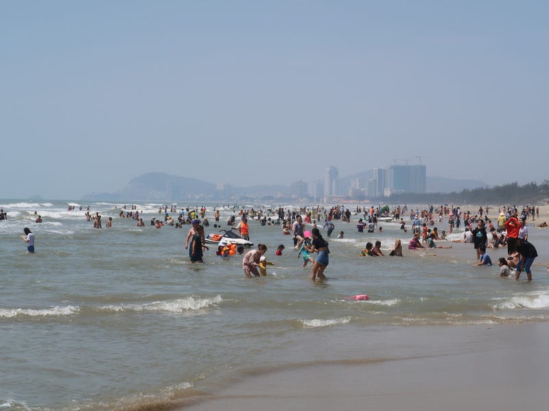 Weekend beach crowd in Vung Tau