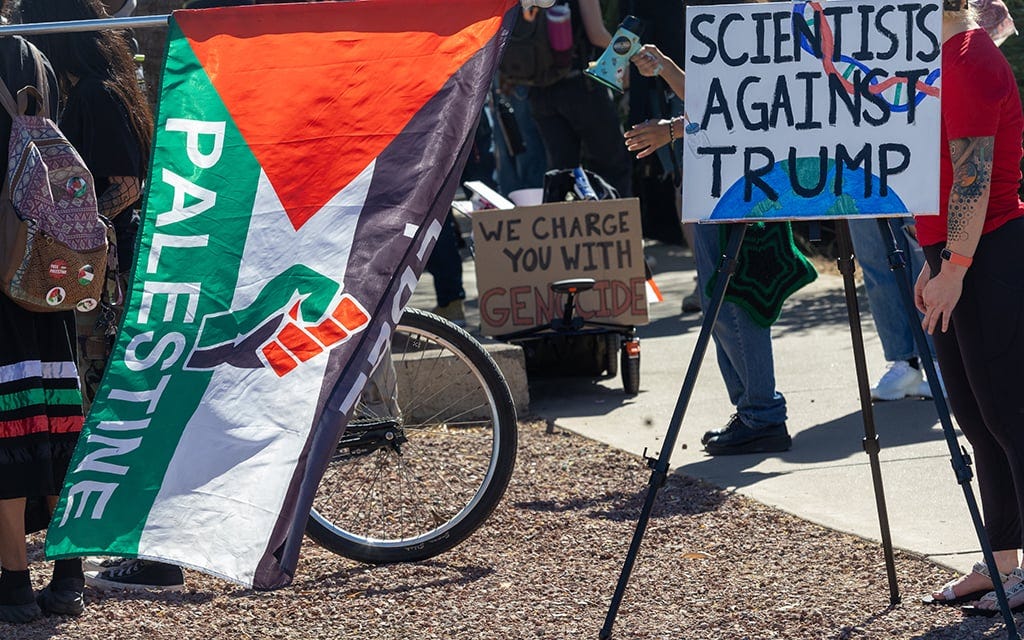 Trump rallies Arizonans in Tempe weeks before election