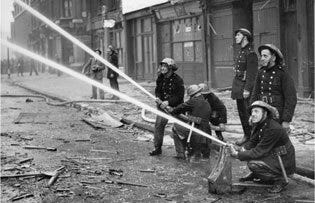 firefighters who died in Britain fighting fires (in WW2) : London  Remembers, Aiming to capture all memorials in London