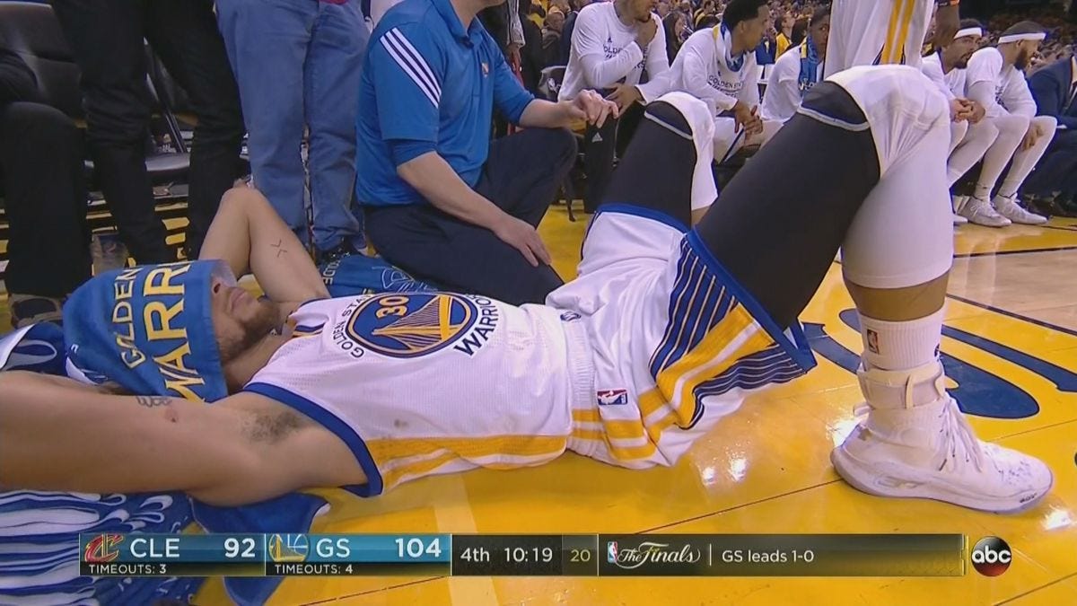 Steph Curry took a little nap during Game 2 - SBNation.com