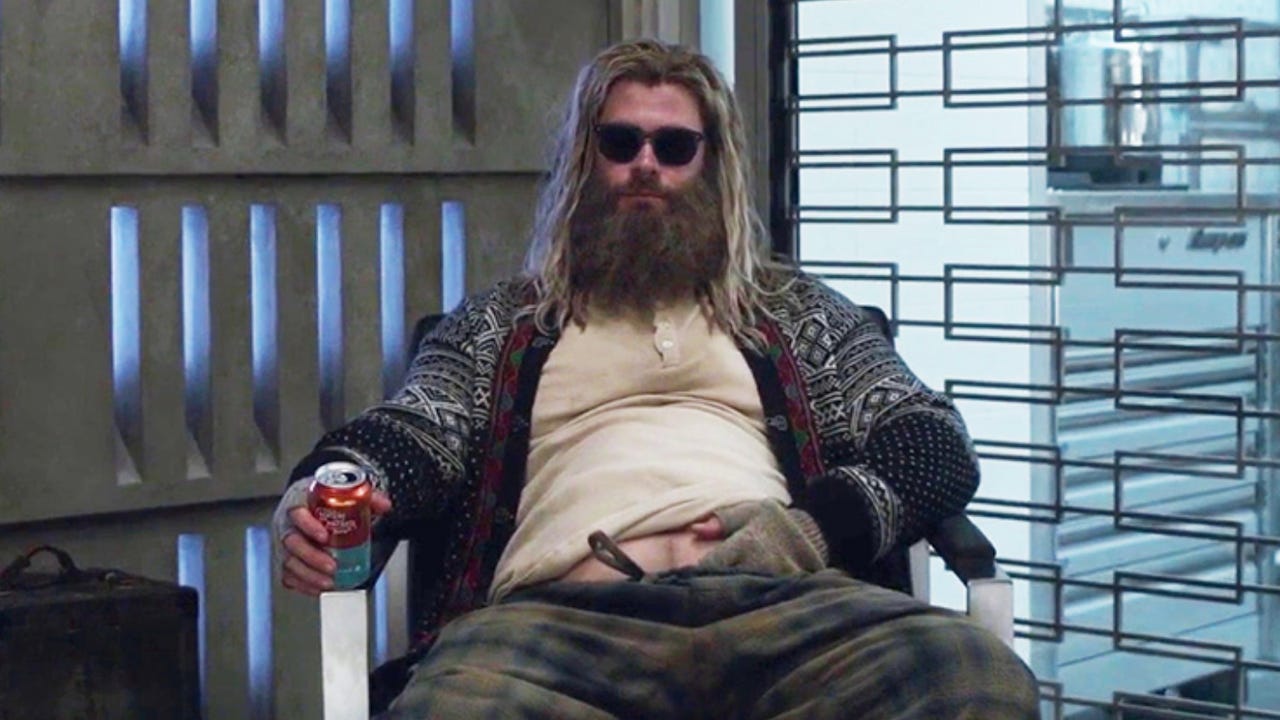 Love And Thunder's Chris Hemsworth Shares New Fat Thor Photo, But He Has An  Ulterior Motive | Cinemablend