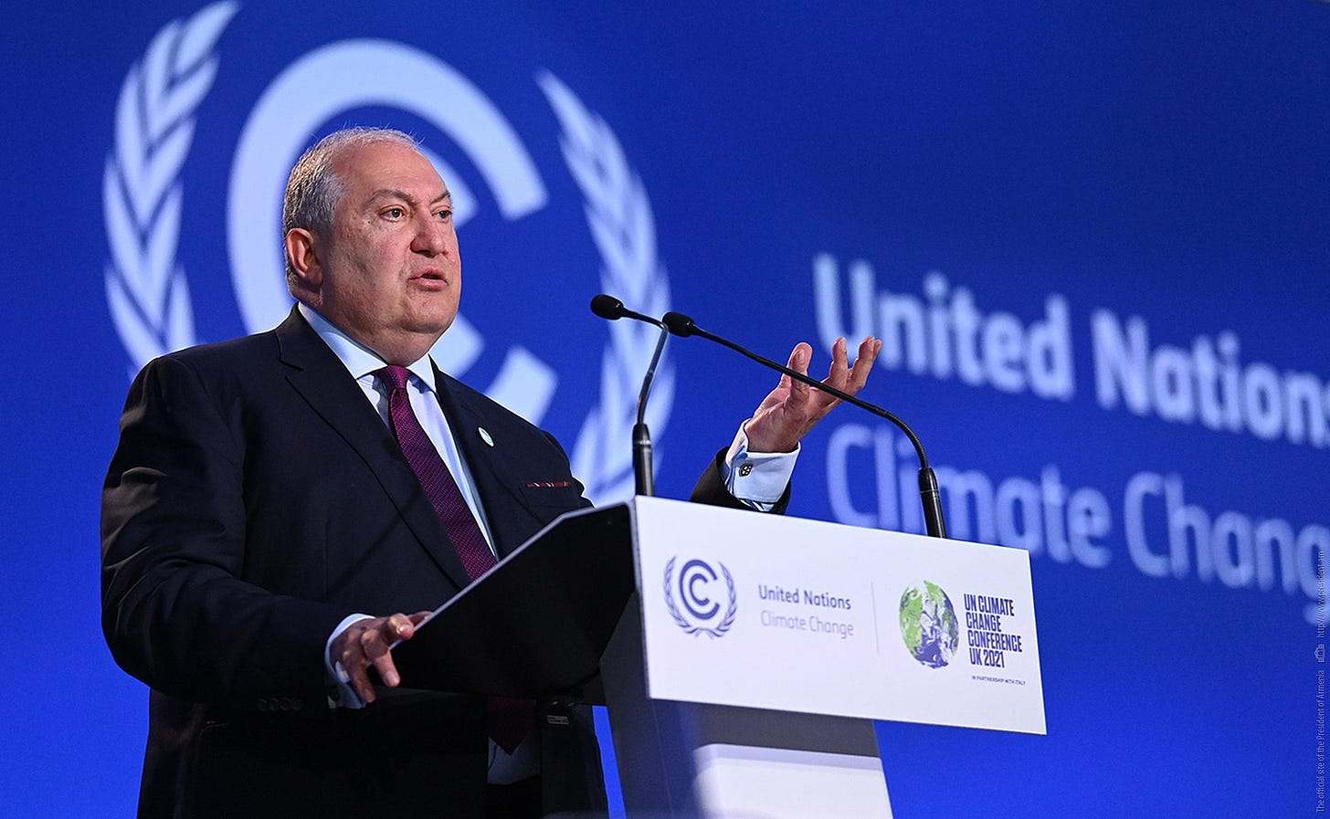 https://commons.wikimedia.org/wiki/File:Armen_Sarkissian_attends_the_2021_United_Nations_Climate_Change_Conference_%2875%29.jpg