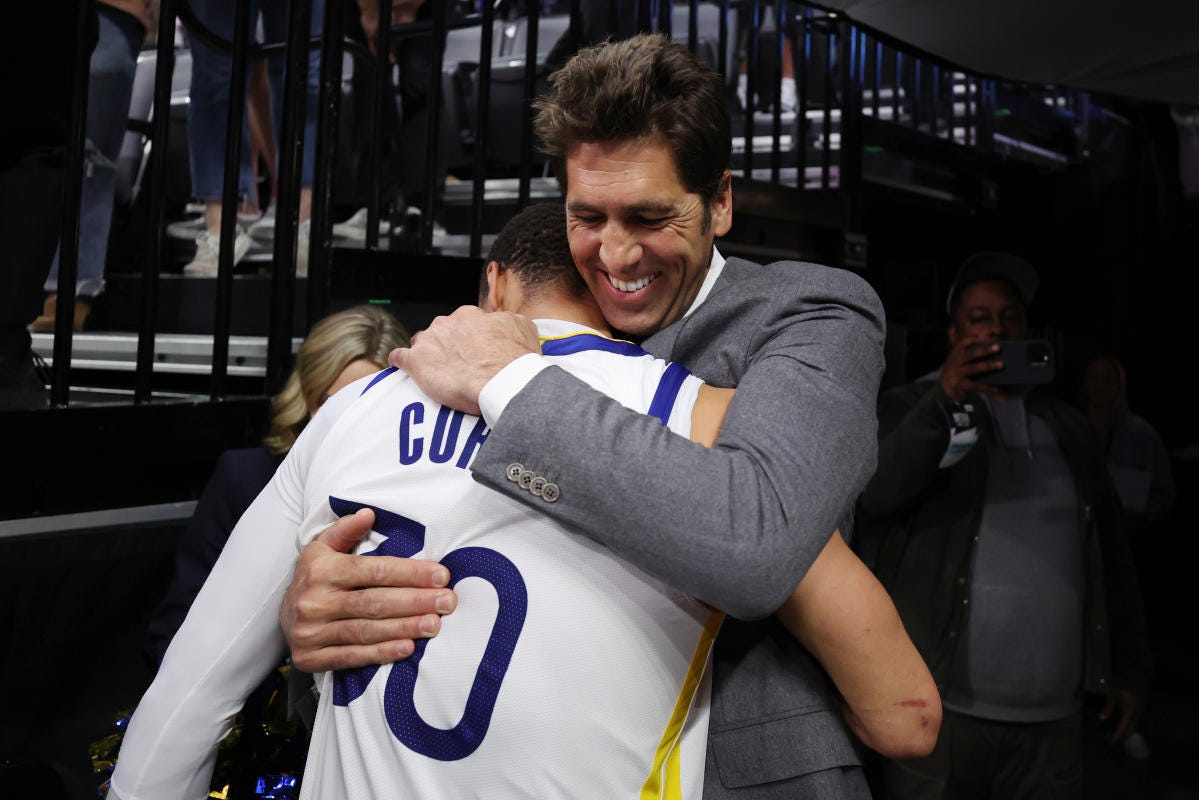 Bob Myers stepping down as Warriors GM after 4 NBA titles, 11 seasons: 'I  can't give it everything'